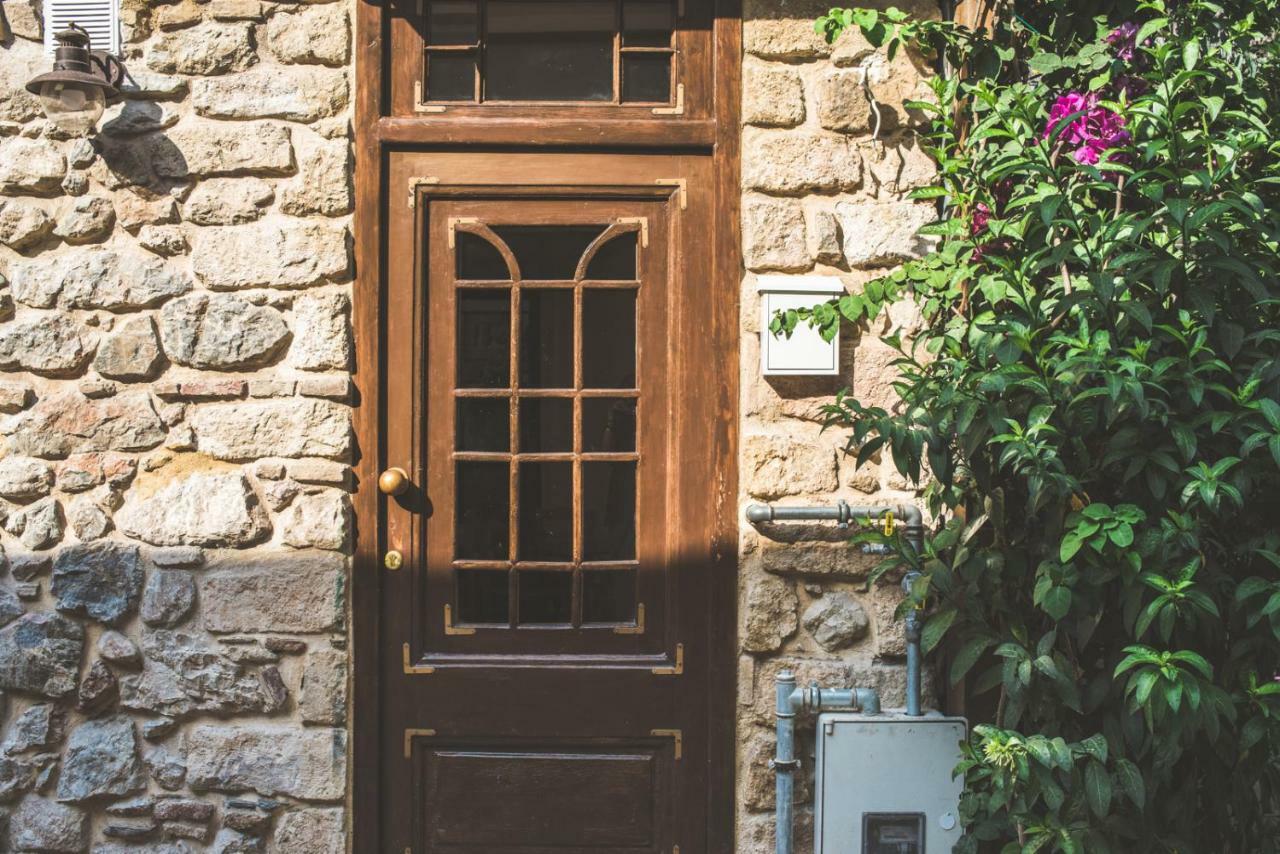 Stone House Near Acropolis - Living Stone Diamond Apartment Athena Bagian luar foto