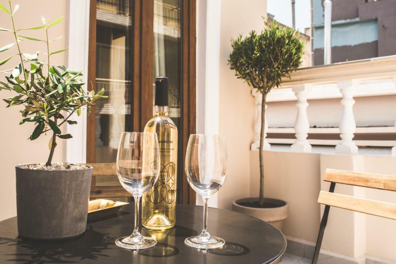 Stone House Near Acropolis - Living Stone Diamond Apartment Athena Bagian luar foto